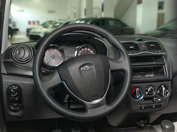 2026 Lada (ВАЗ) Granta I Рестайлинг, белый, 1250000 рублей - вид 18