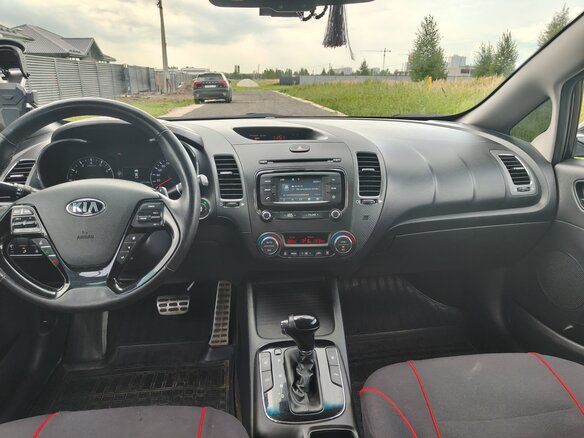 2018 Kia Cerato III Рестайлинг (Classic), чёрный, 1550000 рублей - вид 9