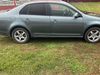 2009 Volkswagen Jetta V, зелёный, 730000 рублей, вид 3