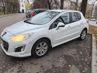 2012 Peugeot 308 I Рестайлинг, белый, 449000 рублей, вид 2