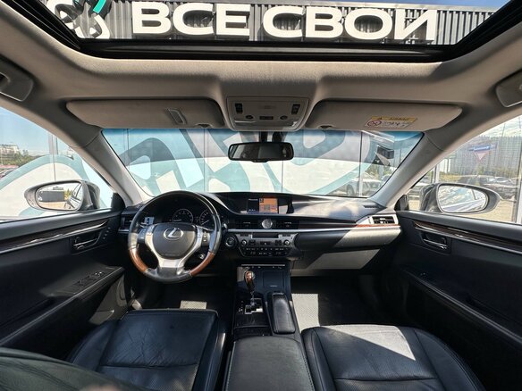 2012 Lexus ES 250 VI, чёрный - вид 1