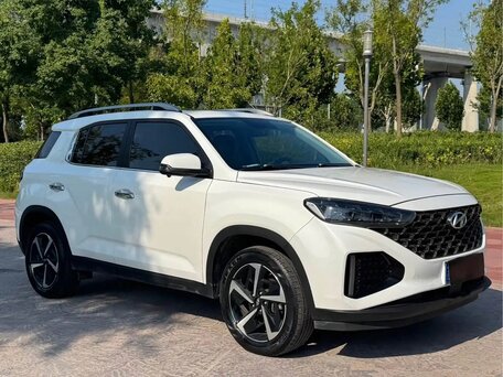 2022 Hyundai ix35 II Рестайлинг, белый, 1850000 рублей, вид 3