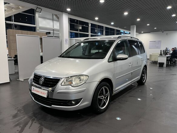 2010 Volkswagen Touran I Рестайлинг, серебристый - вид 6
