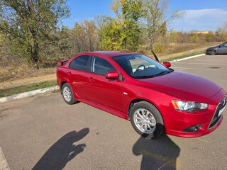 2013 Mitsubishi Lancer X Рестайлинг, красный, 850000 рублей, вид 2