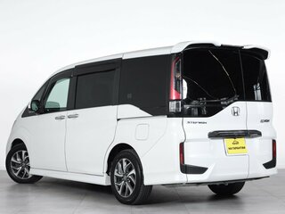 2015 Honda Stepwgn V, белый, 1869000 рублей, вид 5