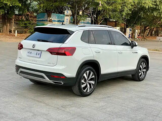2022 Volkswagen Tayron I, белый, 1810004 рублей, вид 4