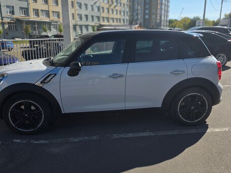 2014 Mini Countryman Cooper S I, белый, 1770000 рублей, вид 5