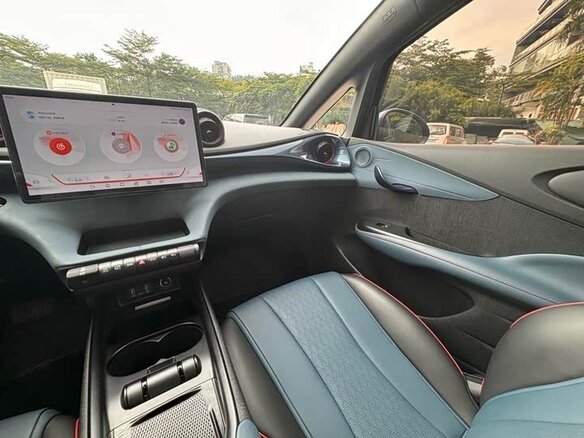 2023 BYD Dolphin 44.9 kWh I, голубой, 1480000 рублей - вид 16