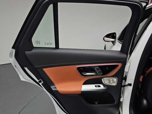 2025 Mercedes-Benz GLC 300 II (X254), белый - вид 22