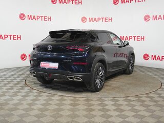2023 Changan UNI-T I, чёрный, 2220000 рублей, вид 5