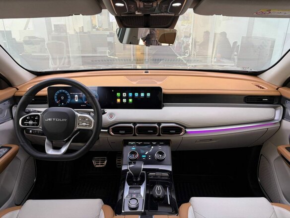 2023 Jetour X70+ I Рестайлинг, серый, 2160000 рублей - вид 13