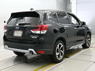 2022 Subaru Forester V Рестайлинг, чёрный, 2900000 рублей - вид 1