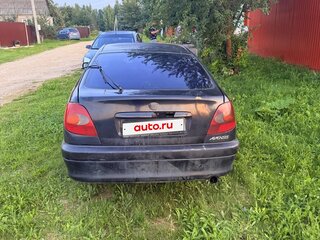 1998 Toyota Avensis I, чёрный, 135000 рублей, вид 3