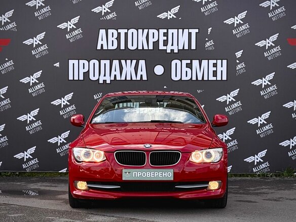 2010 BMW 3 серии 328i V (E90/E91/E92/E93) Рестайлинг, красный - вид 1