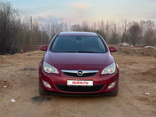 2011 Opel Astra J, красный, 849000 рублей, вид 1