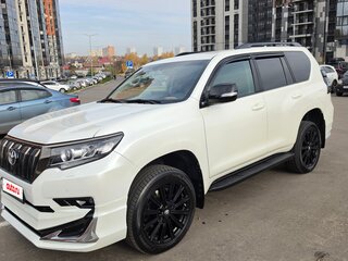 2021 Toyota Land Cruiser Prado 150 Series Рестайлинг 3, белый, 5550000 рублей, вид 2