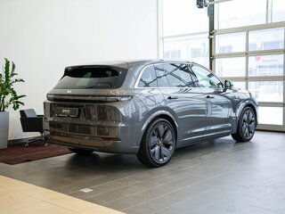 2025 Li Auto (Lixiang) L7 52.3 kWh I Рестайлинг, серый, 9319000 рублей, вид 4