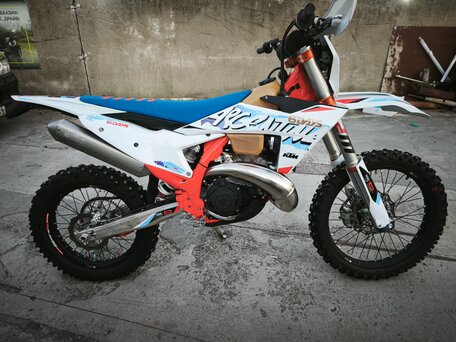 2024 KTM 300 EXC, белый, 1050000 рублей, вид 1