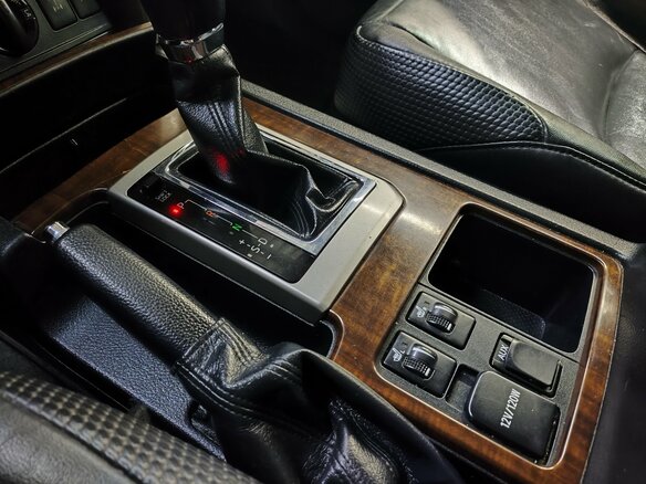 2009 Toyota Land Cruiser Prado 150 Series, чёрный, 2100000 рублей - вид 16