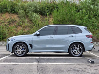 2026 BMW X5 30d IV (G05/G18) Рестайлинг, серебристый, 10700000 рублей, вид 2