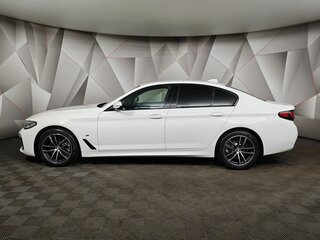 2020 BMW 5 серии 520d xDrive VII (G30/G31/G38) Рестайлинг, белый, 4750000 рублей, вид 5