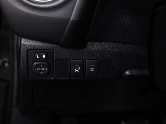 2018 Toyota Corolla XI (E160, E170, E180) Рестайлинг 1, чёрный, 1469777 рублей - вид 18