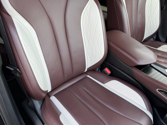 2023 Geely Monjaro I, чёрный, 2648000 рублей - вид 10