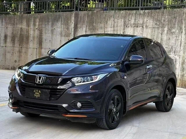Открыть фотографии: Honda Vezel I Рестайлинг