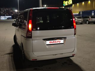 2008 Nissan Serena III (C25), белый, 800000 рублей, вид 5