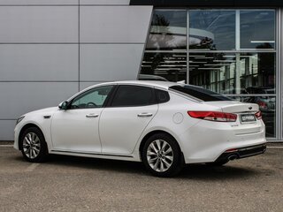 2017 Kia Optima IV, белый, 1630000 рублей, вид 2