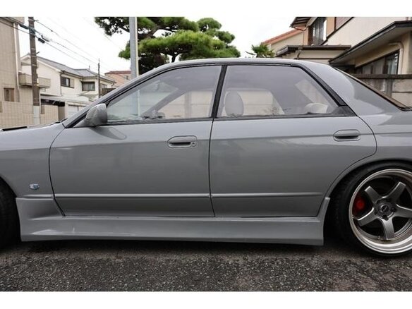 1995 Nissan Skyline IX (R33), серый, 5250275 рублей - вид 4