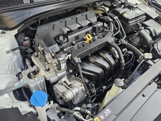 2022 Kia K3 II Рестайлинг, белый, 1690000 рублей, вид 5