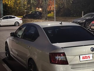 2018 Skoda Octavia III (A7) Рестайлинг, серебристый, 2100000 рублей, вид 5