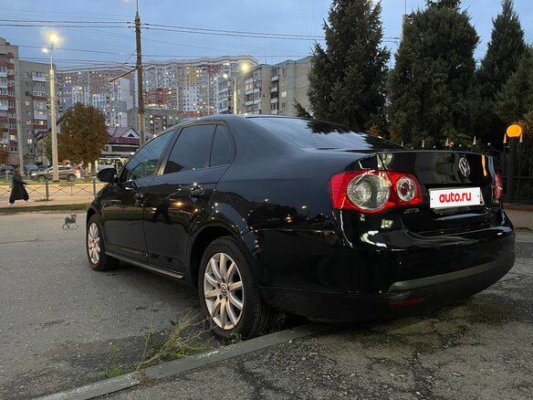 2010 Volkswagen Jetta V, чёрный, 690000 рублей - вид 10