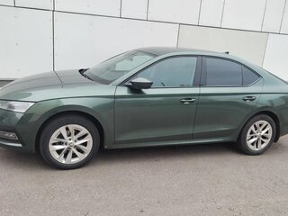 2020 Skoda Octavia IV (A8), зелёный, 1925000 рублей, вид 1