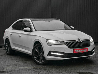 2021 Skoda Superb III Рестайлинг, белый, 2570000 рублей, вид 3