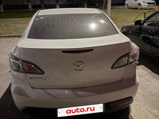 2011 Mazda 3 II (BL) Рестайлинг, белый, 900000 рублей, вид 3