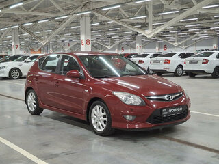 2010 Hyundai i30 I Рестайлинг, красный, 920000 рублей, вид 3
