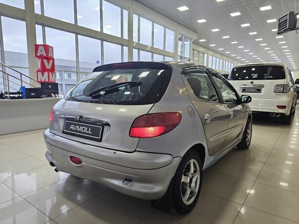 2002 Peugeot 206, серый, 349000 рублей - вид 6