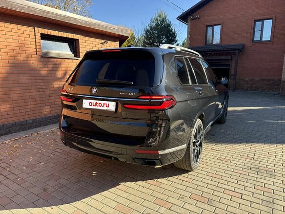 2023 BMW X7 40i I (G07) Рестайлинг, чёрный, 11200000 рублей - вид 5