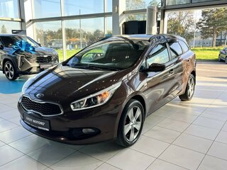 2012 Kia Ceed II, коричневый, 795000 рублей, вид 3