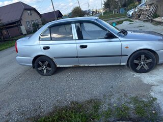 2004 Hyundai Accent ТагАЗ II, серебристый, 215000 рублей, вид 2