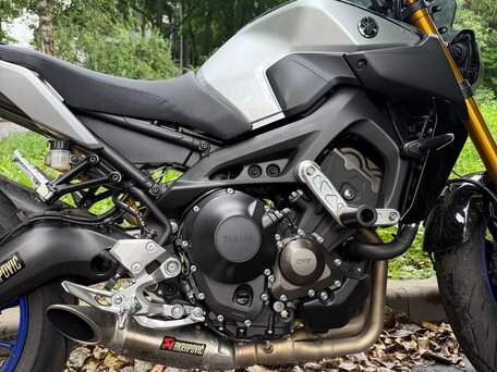 2018 Yamaha MT-09 (FZ-09), синий, 900000 рублей, вид 2