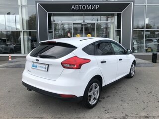 2015 Ford Focus III Рестайлинг, белый, 890000 рублей, вид 5