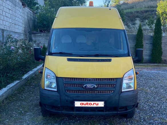 2013 Ford Transit, жёлтый, 955000 рублей