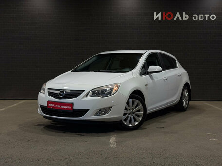 Opel Astra J