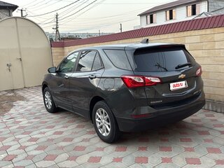 2021 Chevrolet Equinox III, серый, 1750000 рублей, вид 2