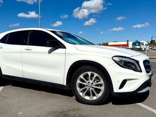 2014 Mercedes-Benz GLA 200 I (X156), белый, 1600000 рублей, вид 3