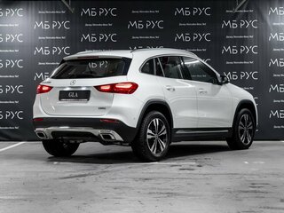 2025 Mercedes-Benz GLA 200 II (H247) Рестайлинг, белый, 5459000 рублей, вид 4