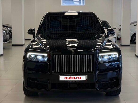 2023 Rolls-Royce Cullinan Black Badge I (Series I), чёрный, 39900000 рублей